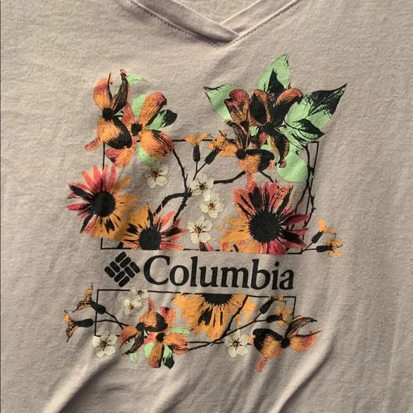 Columbia Women's Light Purple Floral Tee - Picture 2 of 5